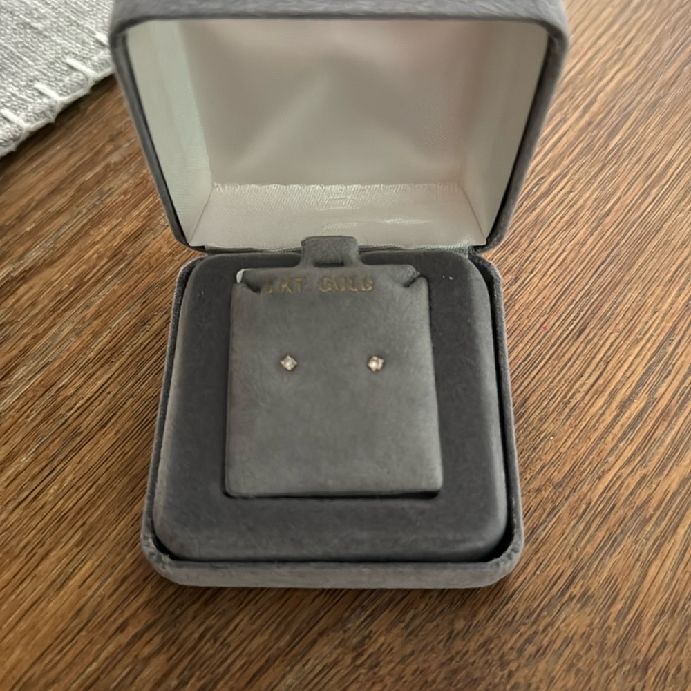 14 KT gold earrings